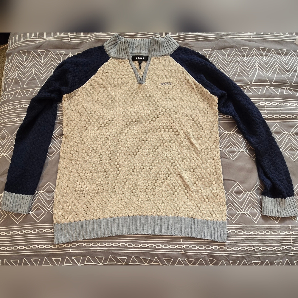 Womens DKNY Quarter Zip Sweater Size Large